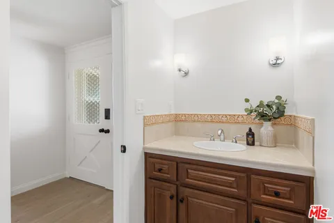 $1,799,000 | 32256 Phantom Drive, Rancho Palos Verdes, CA 90275