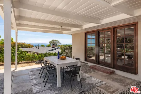 $1,799,000 | 32256 Phantom Drive, Rancho Palos Verdes, CA 90275