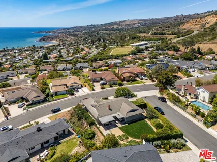 $1,799,000 | 32256 Phantom Drive, Rancho Palos Verdes, CA 90275