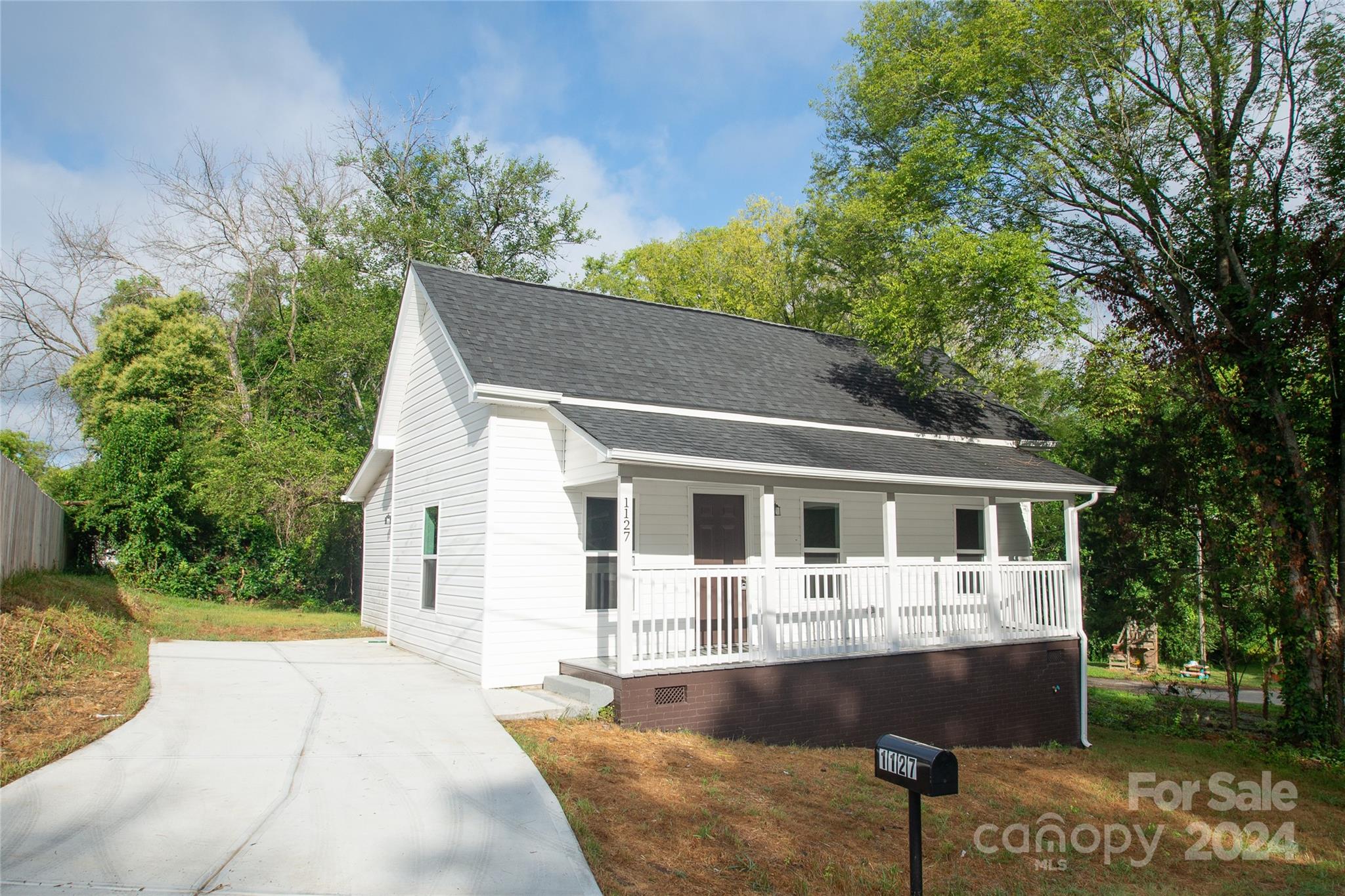 1127 6th Street Lancaster, SC 29720 - Photo 2 of 14 Gallery Image 2