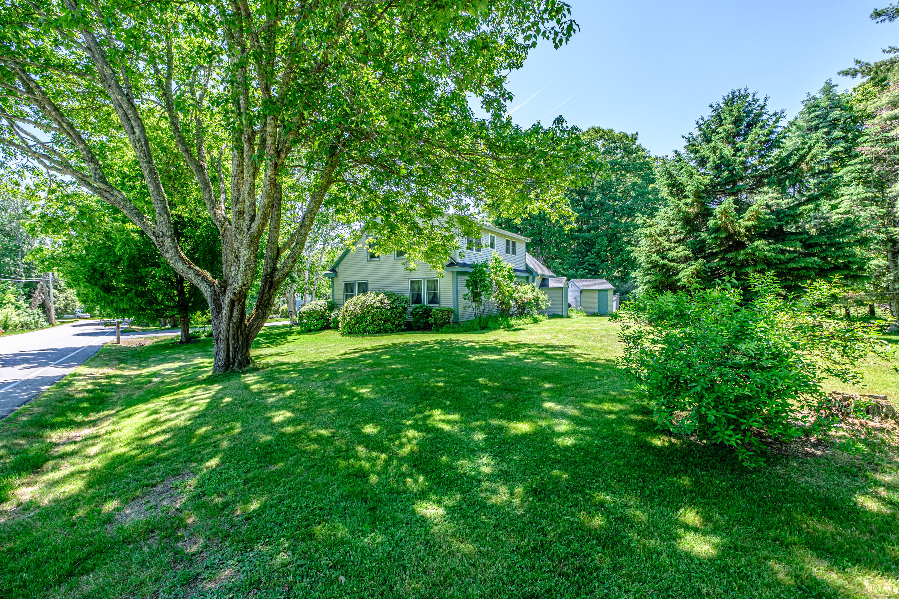 259 Hardy Road Westbrook, ME 04092 - Photo 7 of 71 20260609gp-61001