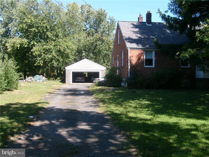 1332 West Welsh Road Ambler, PA 19002 - Photo 3 of 14 Gallery Image 3