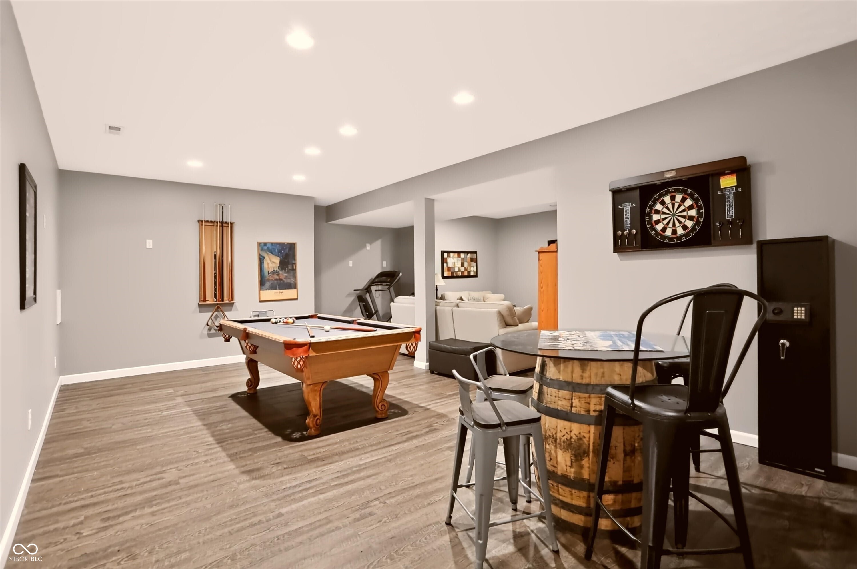 1555 Connemara Road Indianapolis, IN 46217 - Photo 38 of 65 Gallery Image 38