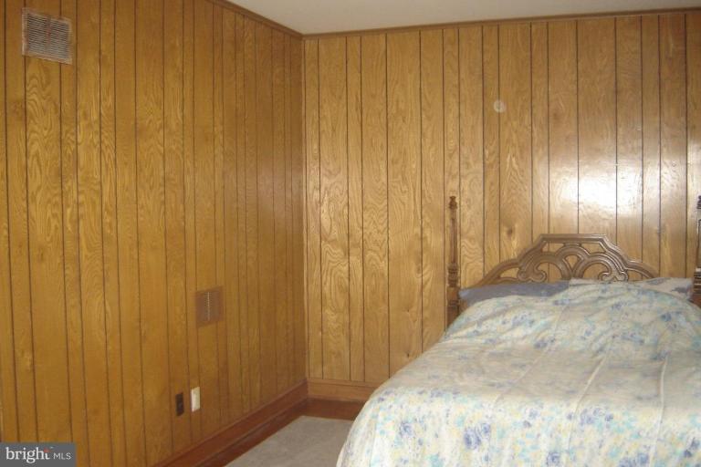 17751 Cattail Road Poolesville, MD 20837 - Photo 27 of 30 Bedroom #5