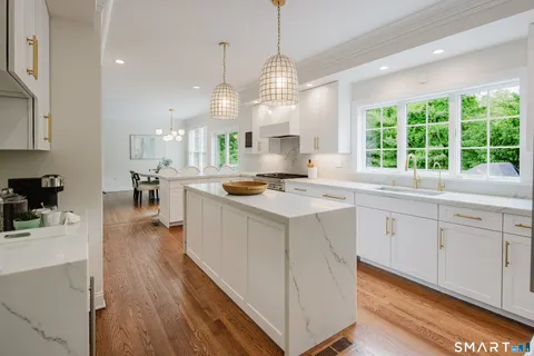 $1,600,000 | 73 Harpsichord Turnpike, Stamford, CT 06903