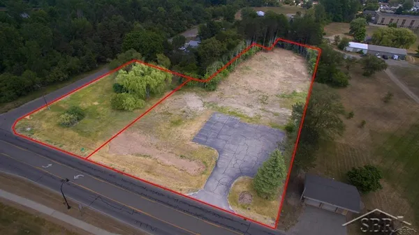 $140,000 | 1929 South Isabella Road, Mount Pleasant, MI 48858