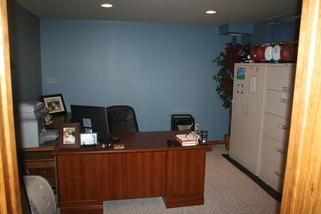 58 Rella Rae Avenue Marysville, MI 48040 - Photo 19 of 25 31090564-18.JPG