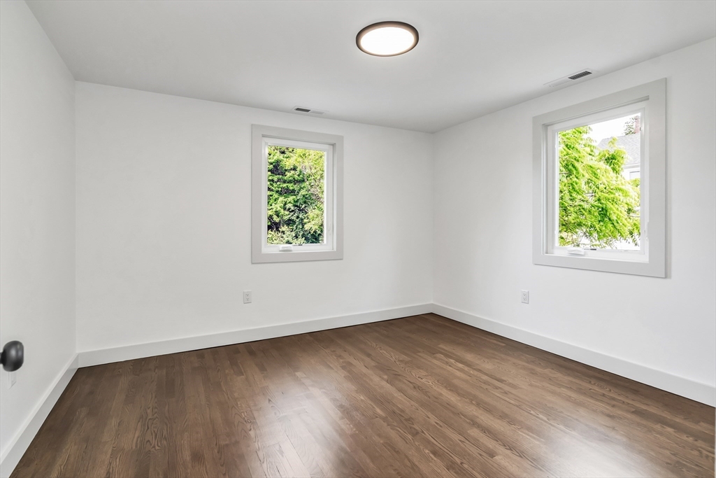 53 Walnut Street Saugus, MA 01906 - Photo 23 of 39