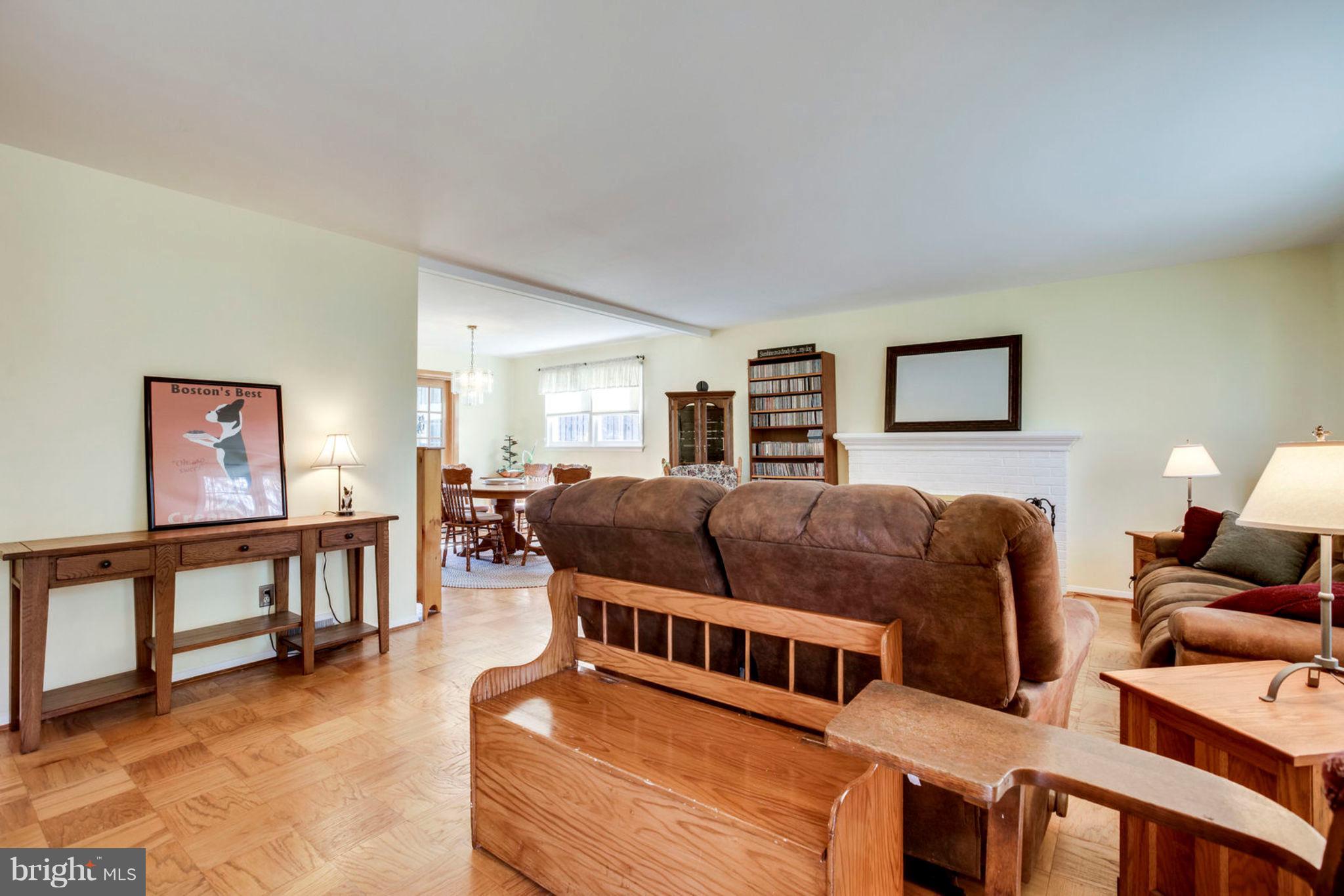 7420 Flora Street Springfield, VA 22150 - Photo 6 of 38