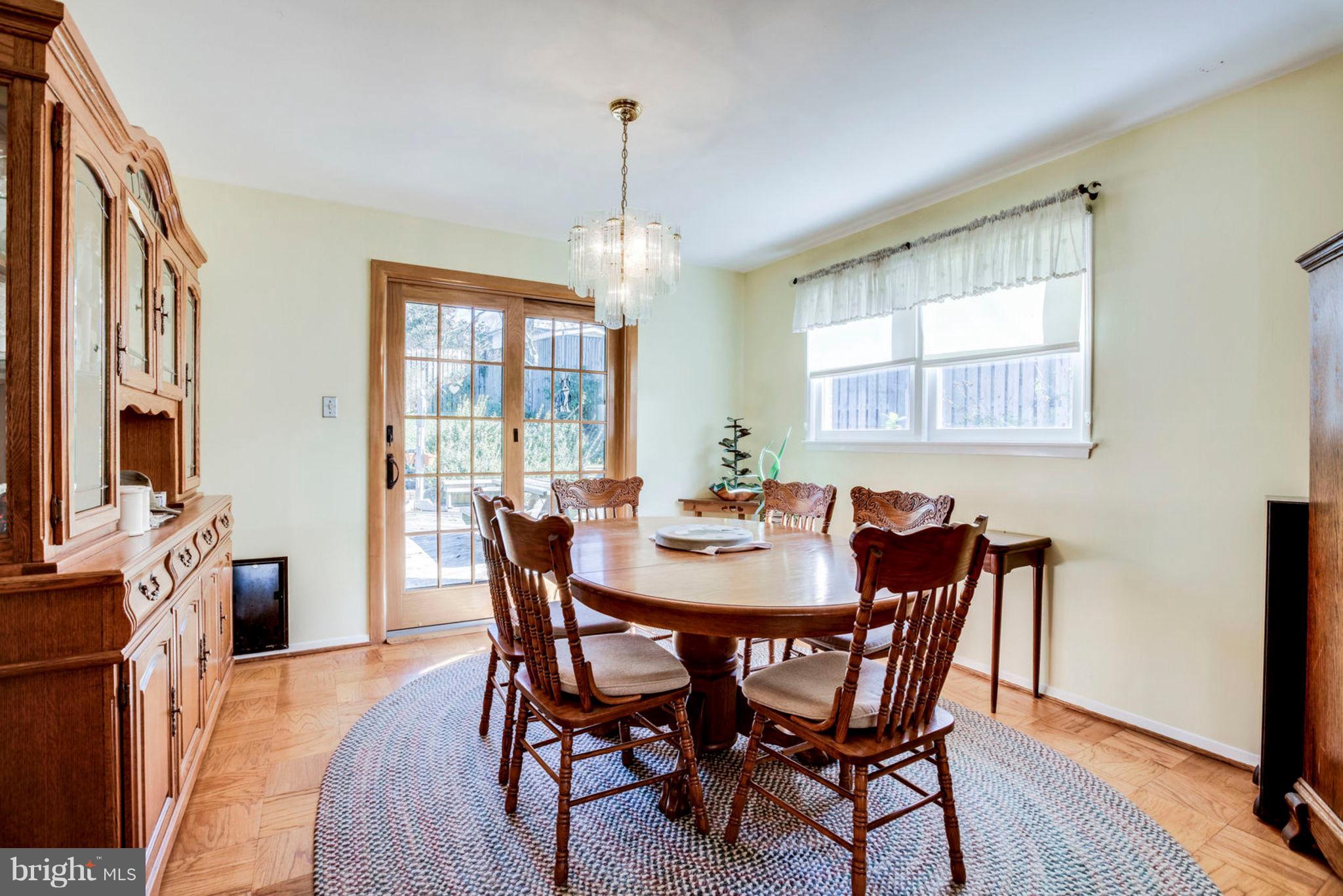 7420 Flora Street Springfield, VA 22150 - Photo 10 of 38