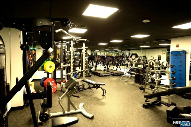 $548,000 | 917 Hudson Park, Edgewater, NJ 07020