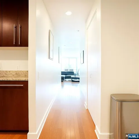 $548,000 | 917 Hudson Park, Edgewater, NJ 07020