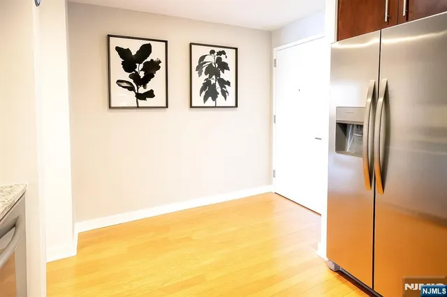 $548,000 | 917 Hudson Park, Edgewater, NJ 07020