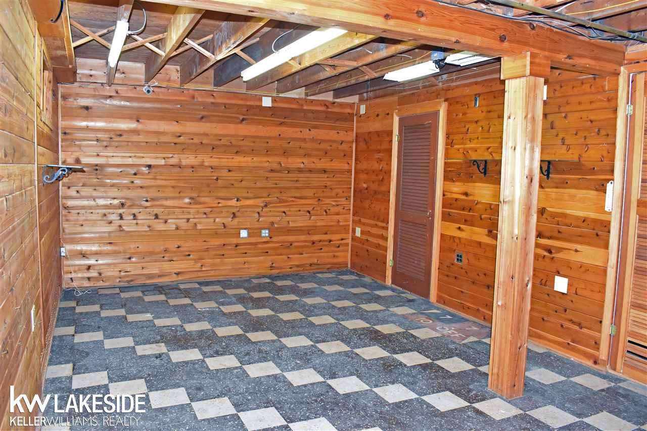 603 Wilwood Road Rochester, MI 48309 - Photo 19 of 29 31395323-18.JPG