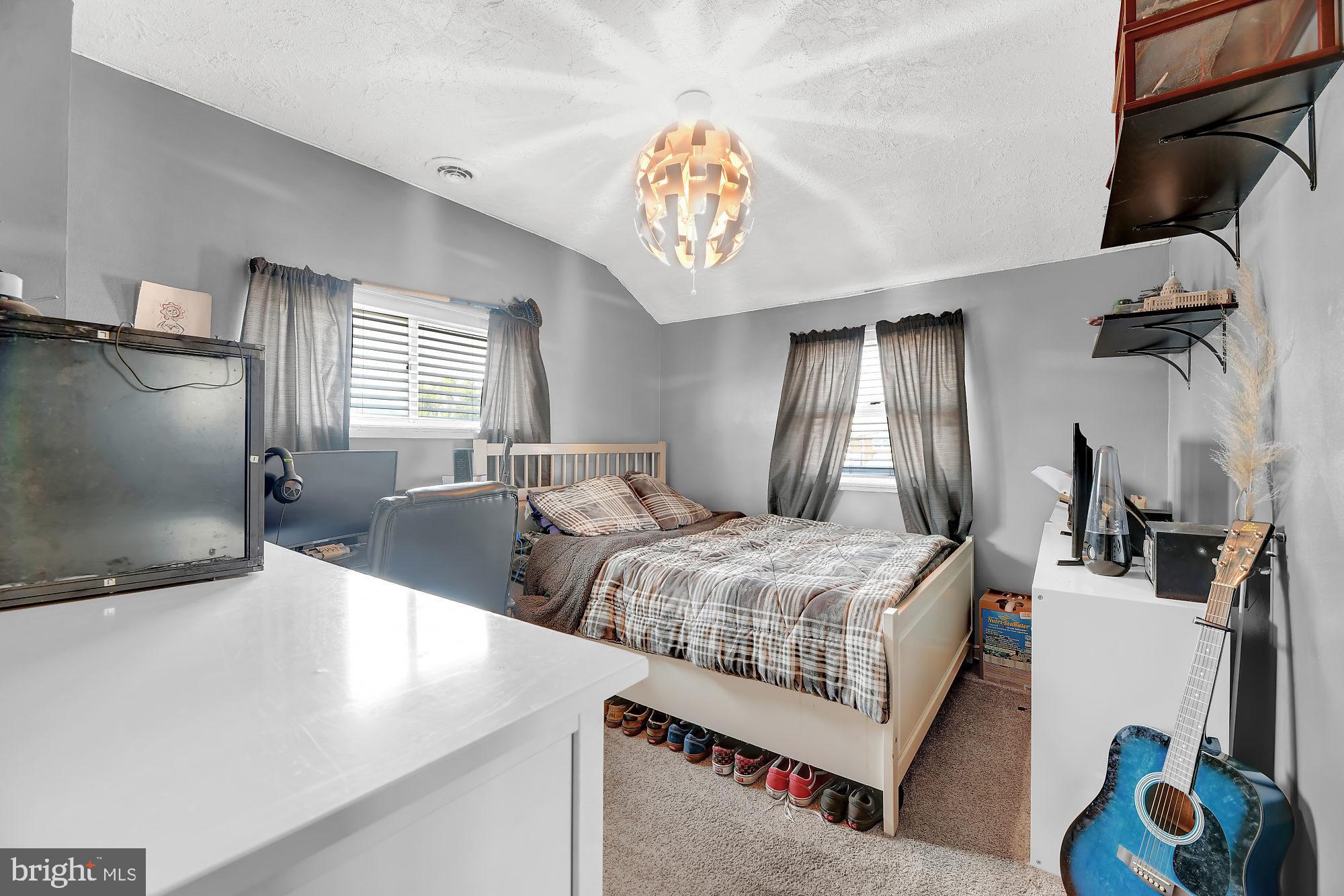 7810 Lockwood Road Baltimore, MD 21222 - Photo 13 of 29