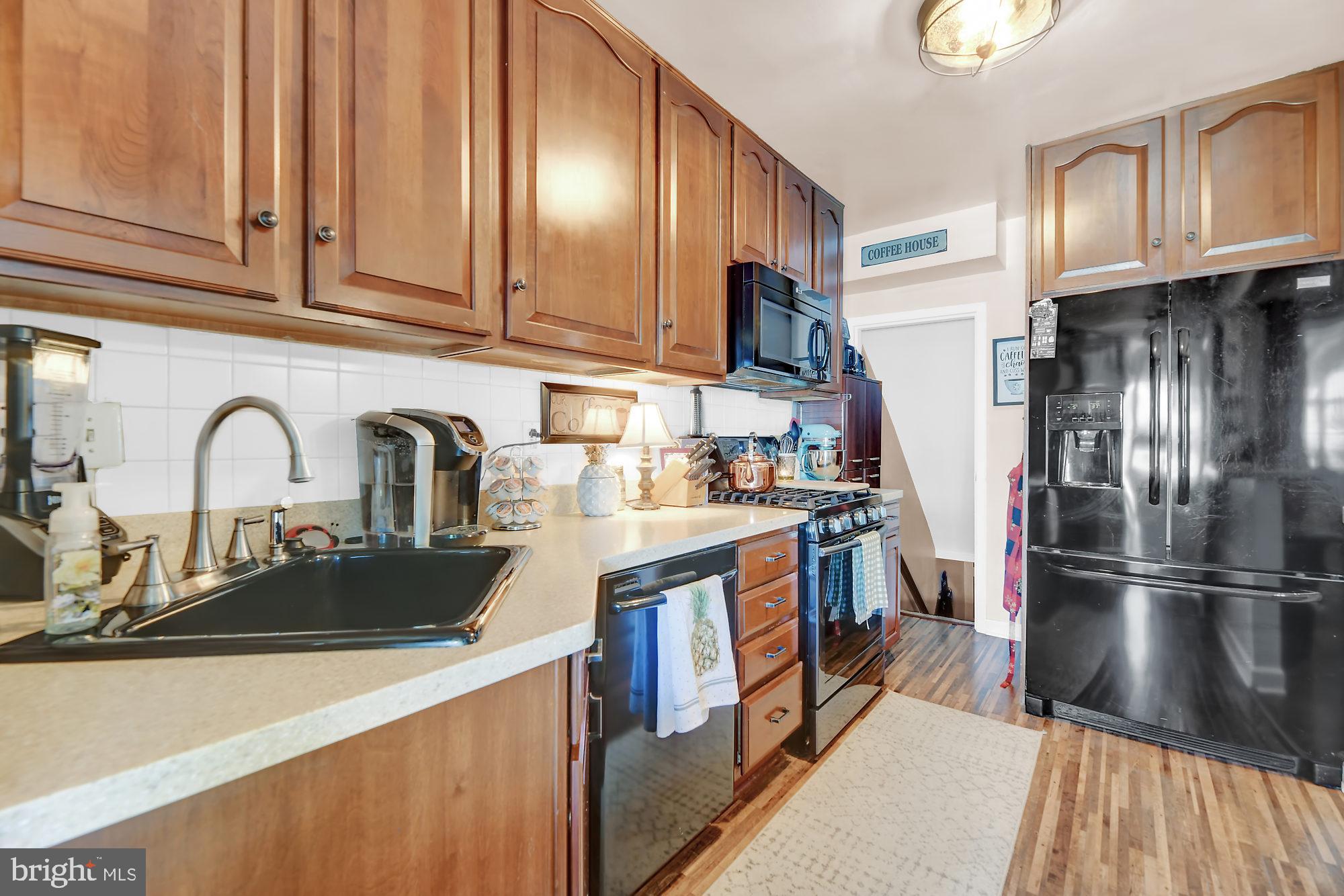 7810 Lockwood Road Baltimore, MD 21222 - Photo 10 of 29