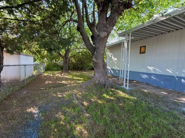 $99,000 | 237 Majestic Lane, Sacramento, CA 95838