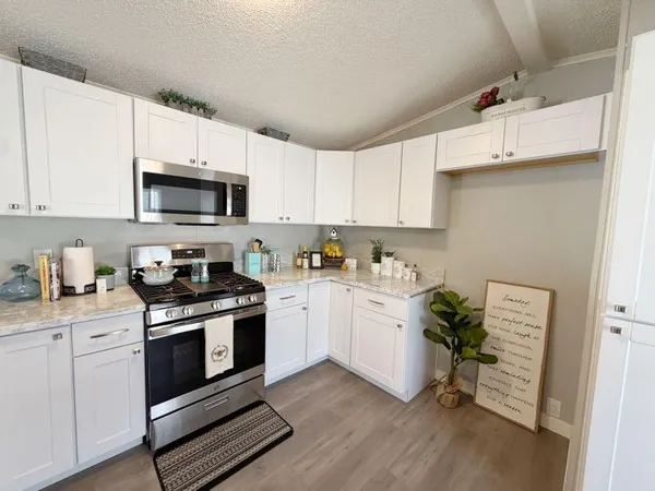 $99,000 | 237 Majestic Lane, Sacramento, CA 95838