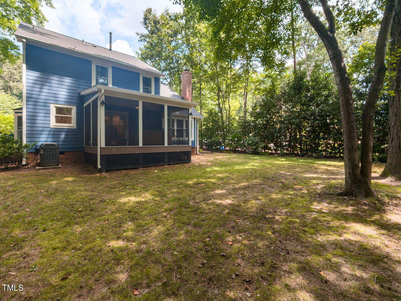 115 Trackers Road Cary, NC 27513 - Photo 31 of 45 031-1280x960-backyard
