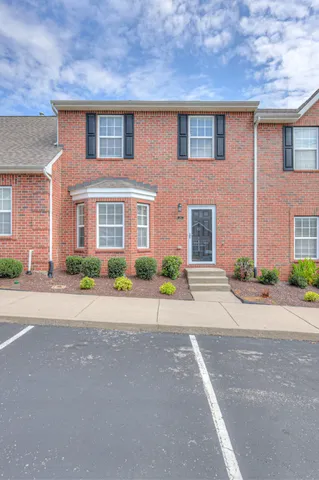 $400,000 | 1101 Downs Boulevard, Unit 312, Franklin, TN 37064