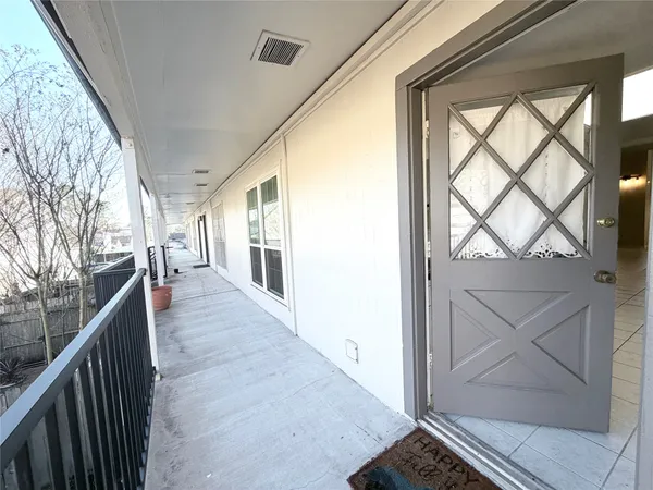 $1,700 | 12633 Memorial Drive, Unit 74, Houston, TX 77024