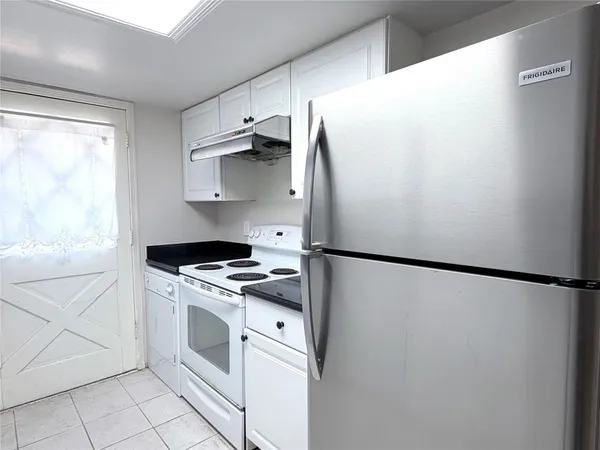 $1,700 | 12633 Memorial Drive, Unit 74, Houston, TX 77024