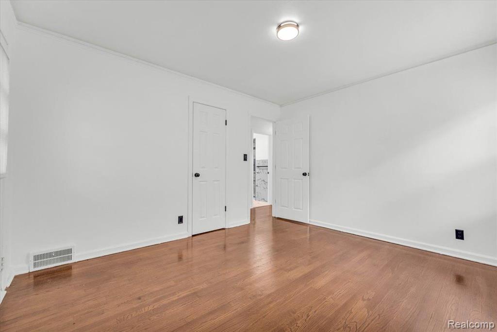 4702 Yorkshire Road Detroit, MI 48224 - Photo 13 of 25