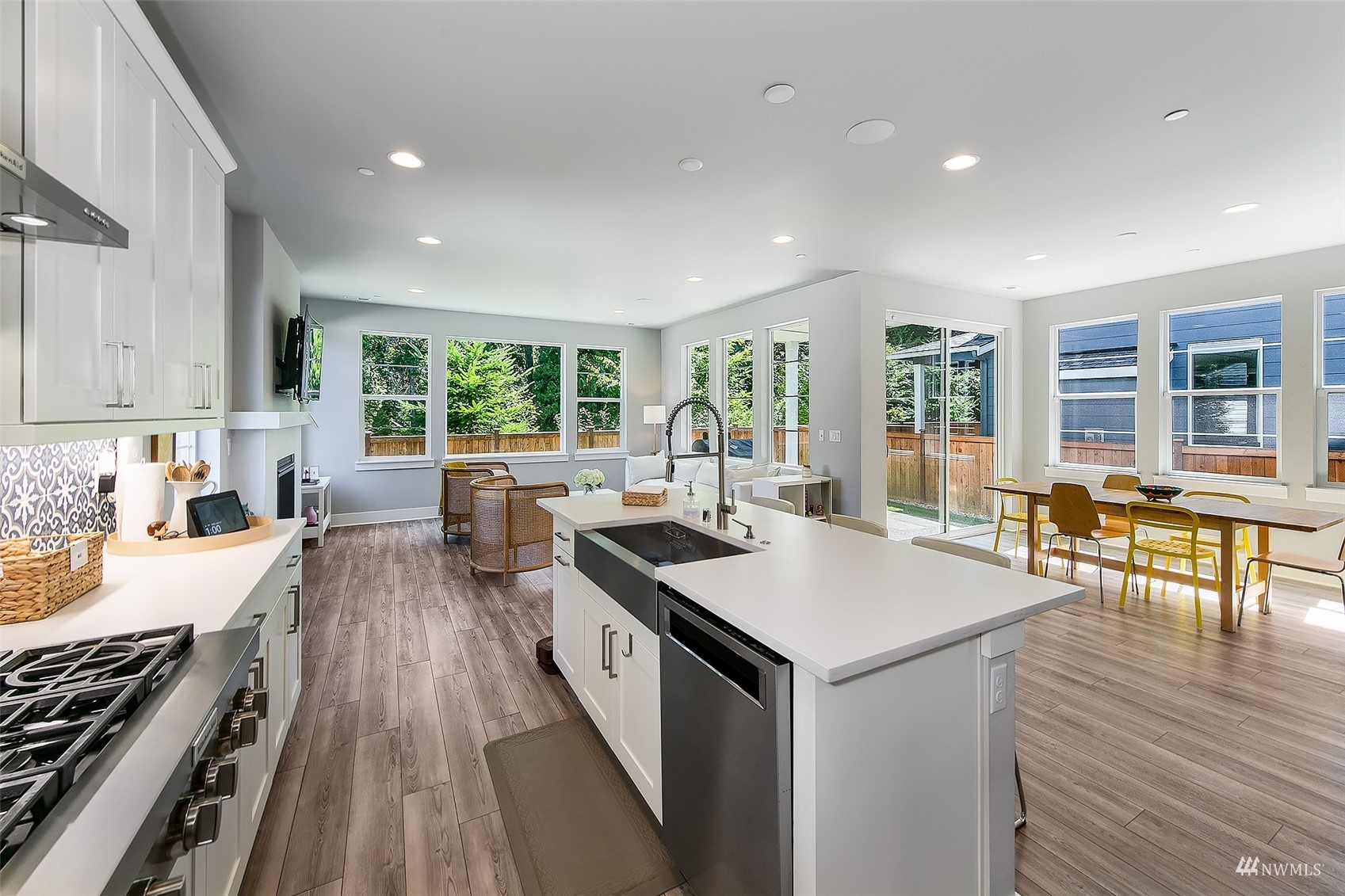 22121 44th Drive Southeast Bothell, WA 98021 - Photo 12 of 35