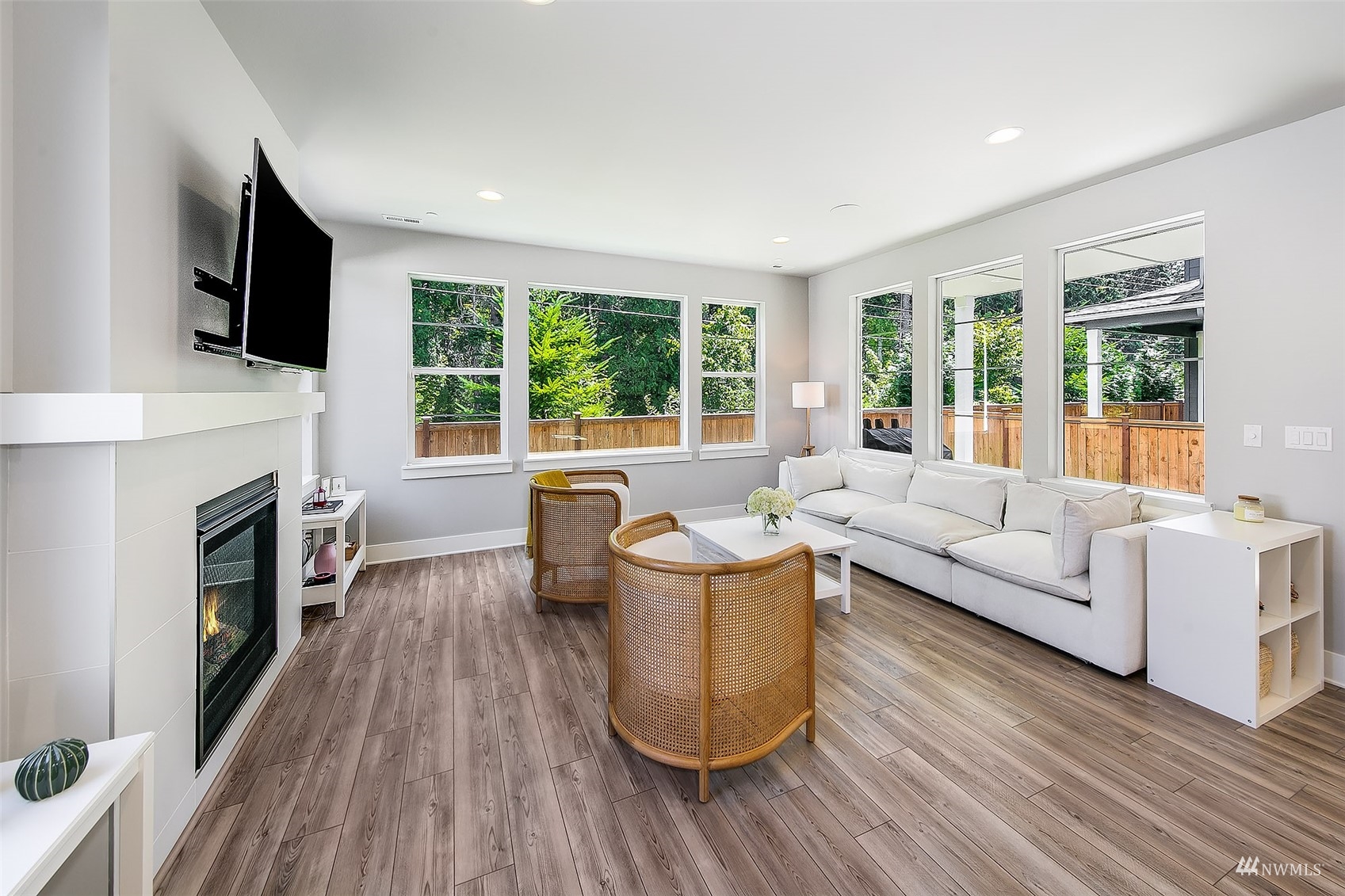22121 44th Drive Southeast Bothell, WA 98021 - Photo 6 of 35