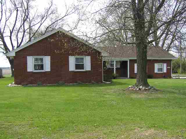 2850 Allentown Road Pekin, IL 61554 - Photo 1 of 5