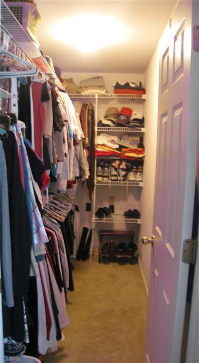 4200 Ridgewater Drive Lexington, KY 40515 - Photo 32 of 38 Nice sized walk in closet in Owners suit