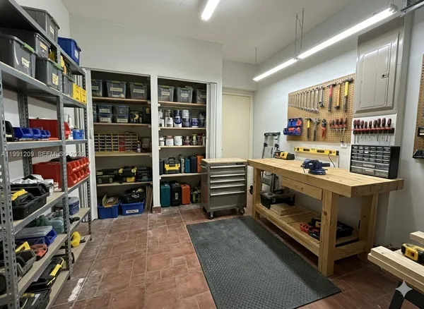 $3,800 | 5753 Northwest 98th Avenue, Doral, FL 33178