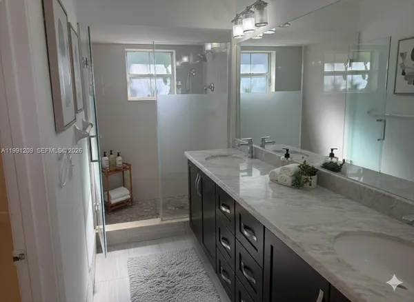 $3,800 | 5753 Northwest 98th Avenue, Doral, FL 33178