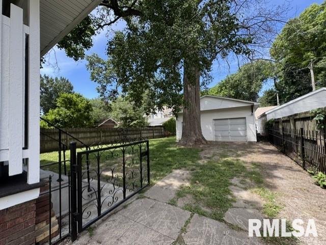 1119 South MacArthur Boulevard Springfield, IL 62704 - Photo 23 of 29