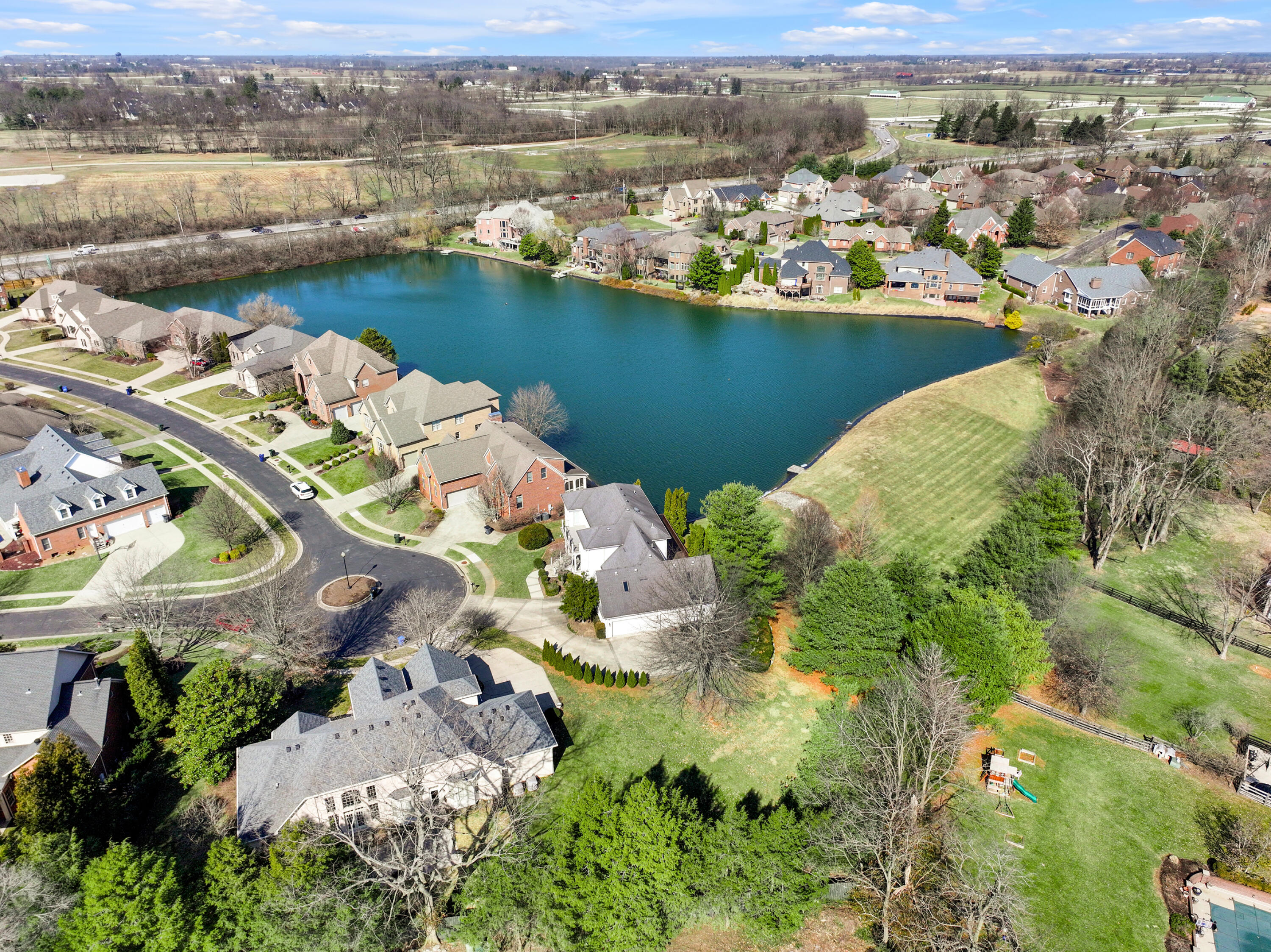1224 Cape Cod Circle Lexington, KY 40504 - Photo 2 of 79 DJI_20250227113714_0197_D