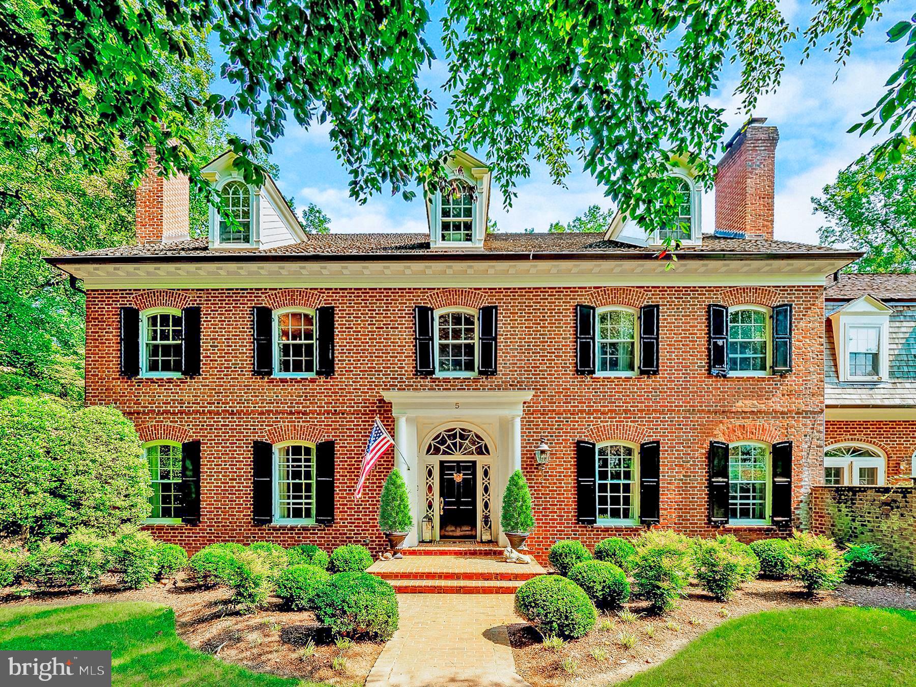 Welcome to 5 Eagle Ridge