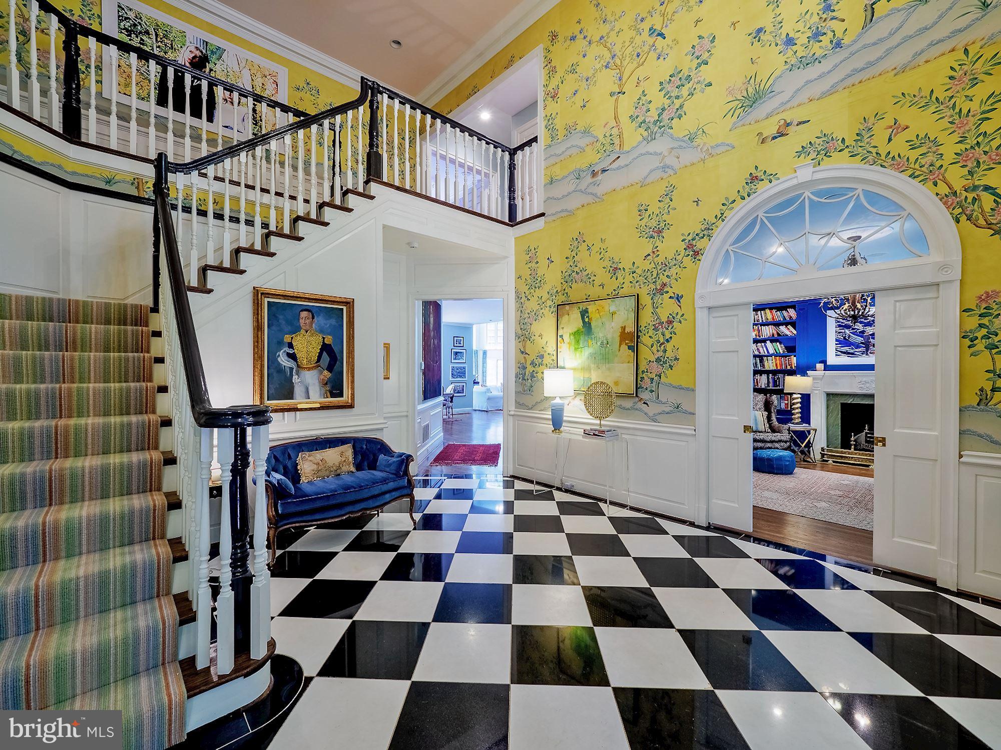 5 Eagle Ridge Court Bethesda, MD 20817 - Photo 4 of 33 Grand 2-Story Foyer