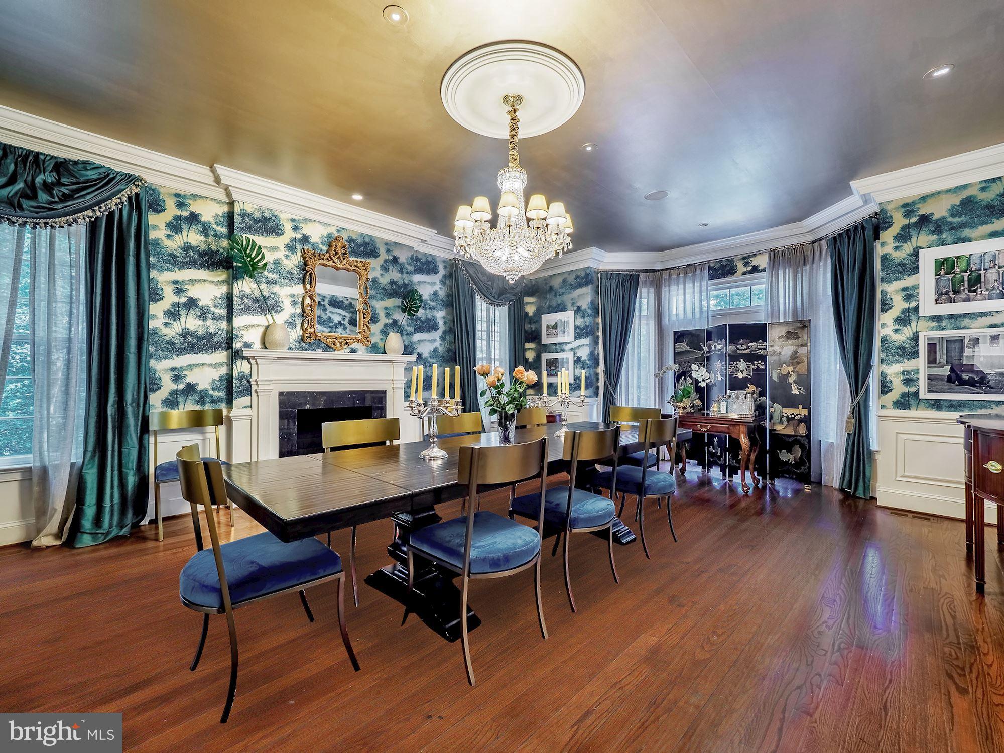 5 Eagle Ridge Court Bethesda, MD 20817 - Photo 7 of 33 Expansive Dining Room