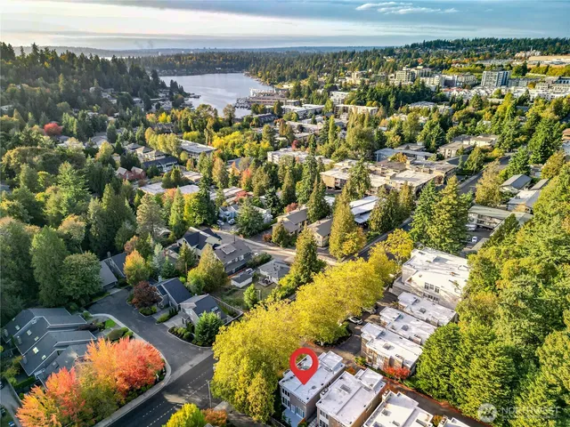 $1,528,000 | 608 Bellevue Way Southeast, Unit F1, Bellevue, WA 98004