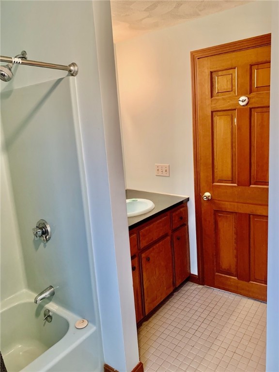 151 Hope Road Cranston, RI 02921 - Photo 21 of 33