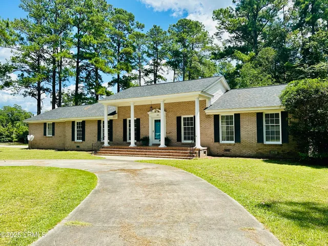 $325,000 | 105 Harriett Street, Hampton, SC 29924