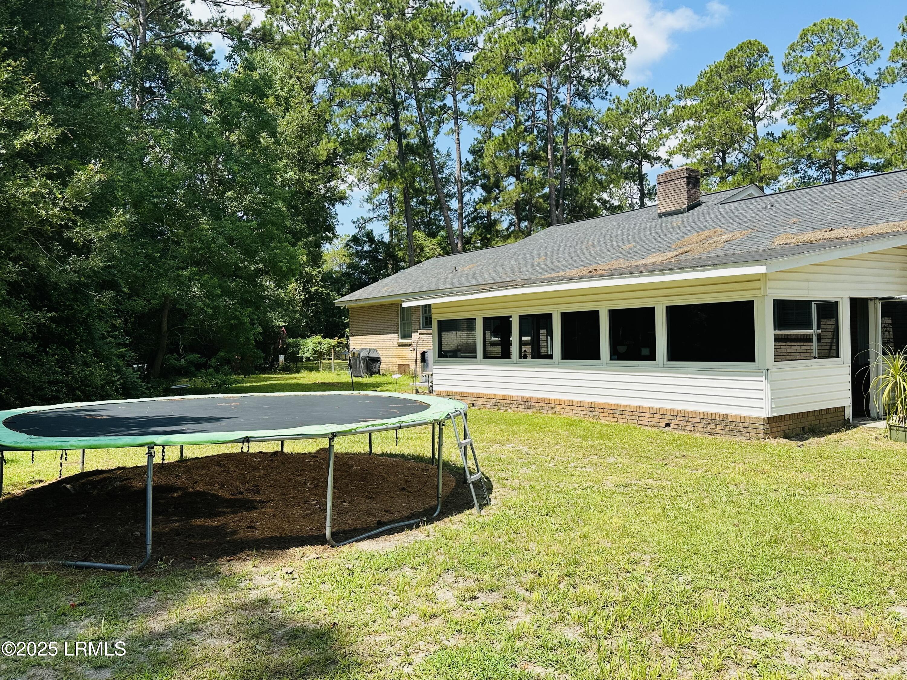 105 Harriett Street Hampton, SC 29924 - Photo 37 of 40 Harriett_backyard