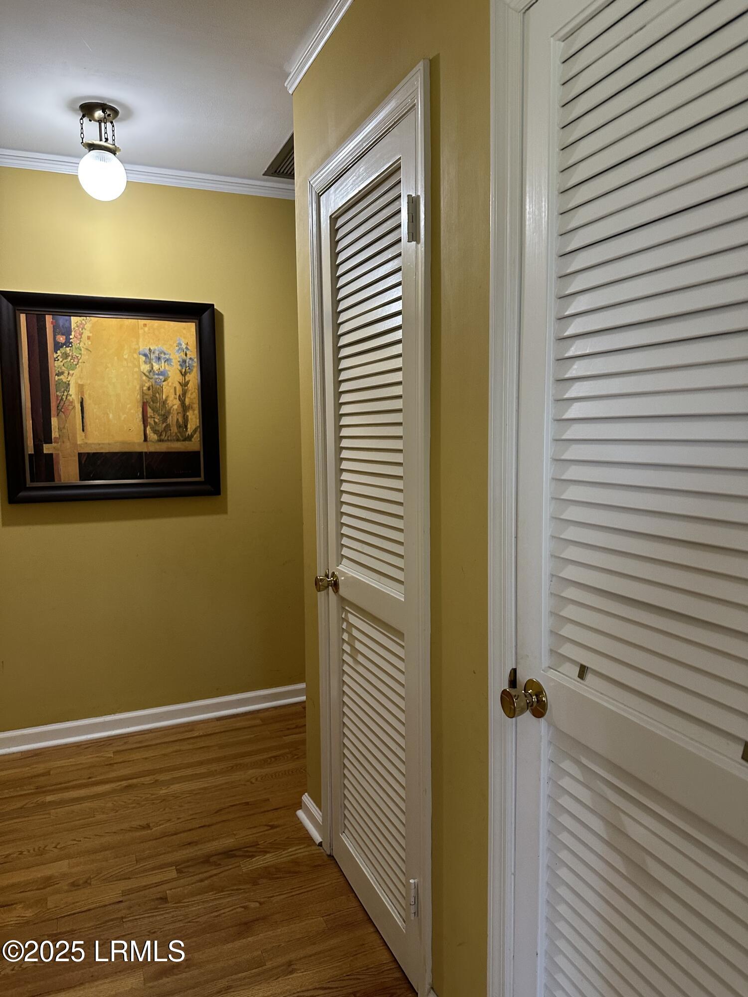 105 Harriett Street Hampton, SC 29924 - Photo 6 of 40 HarriettEntranceHall