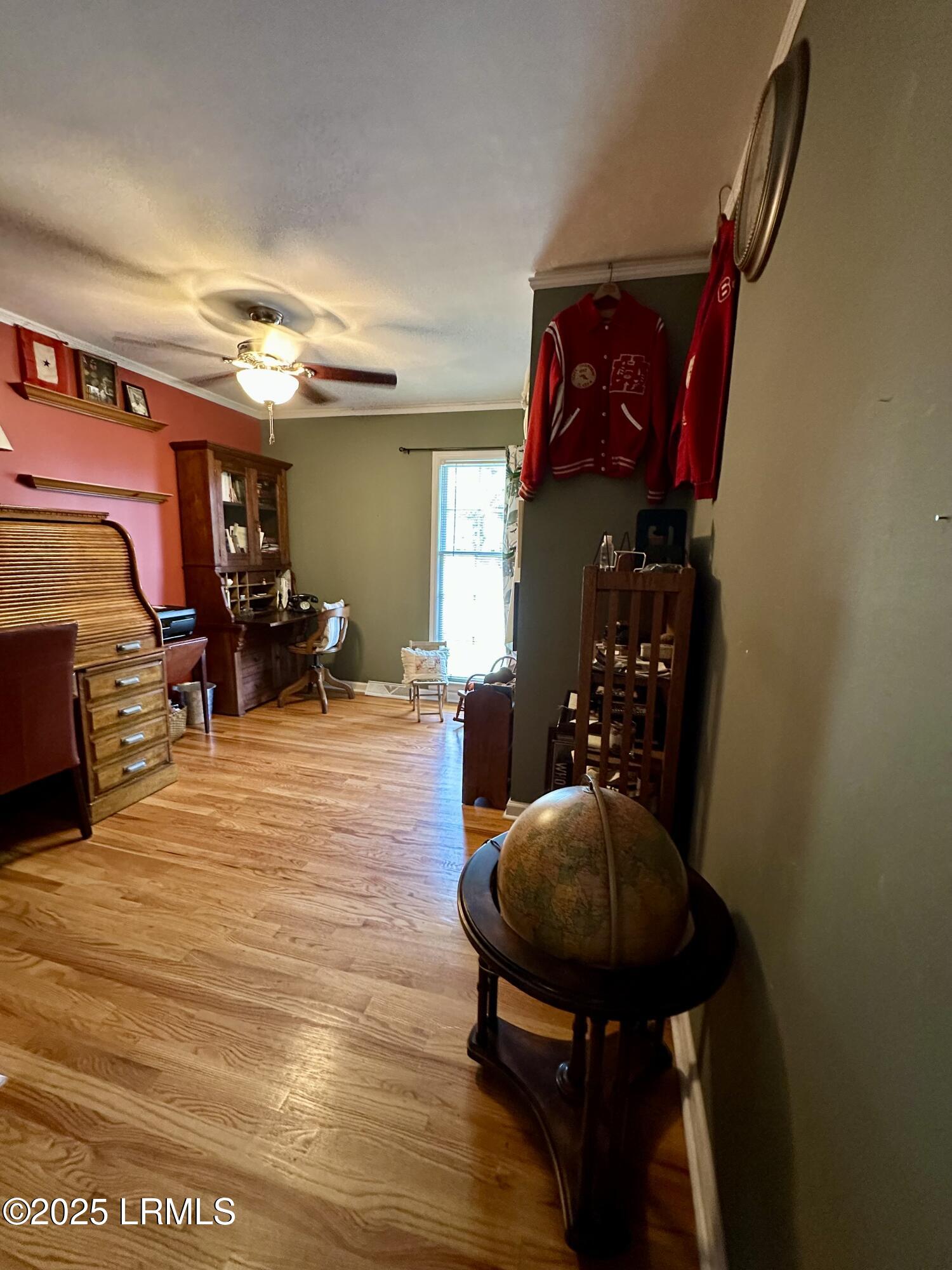 105 Harriett Street Hampton, SC 29924 - Photo 8 of 40 HarriettMasterofficeEntrance