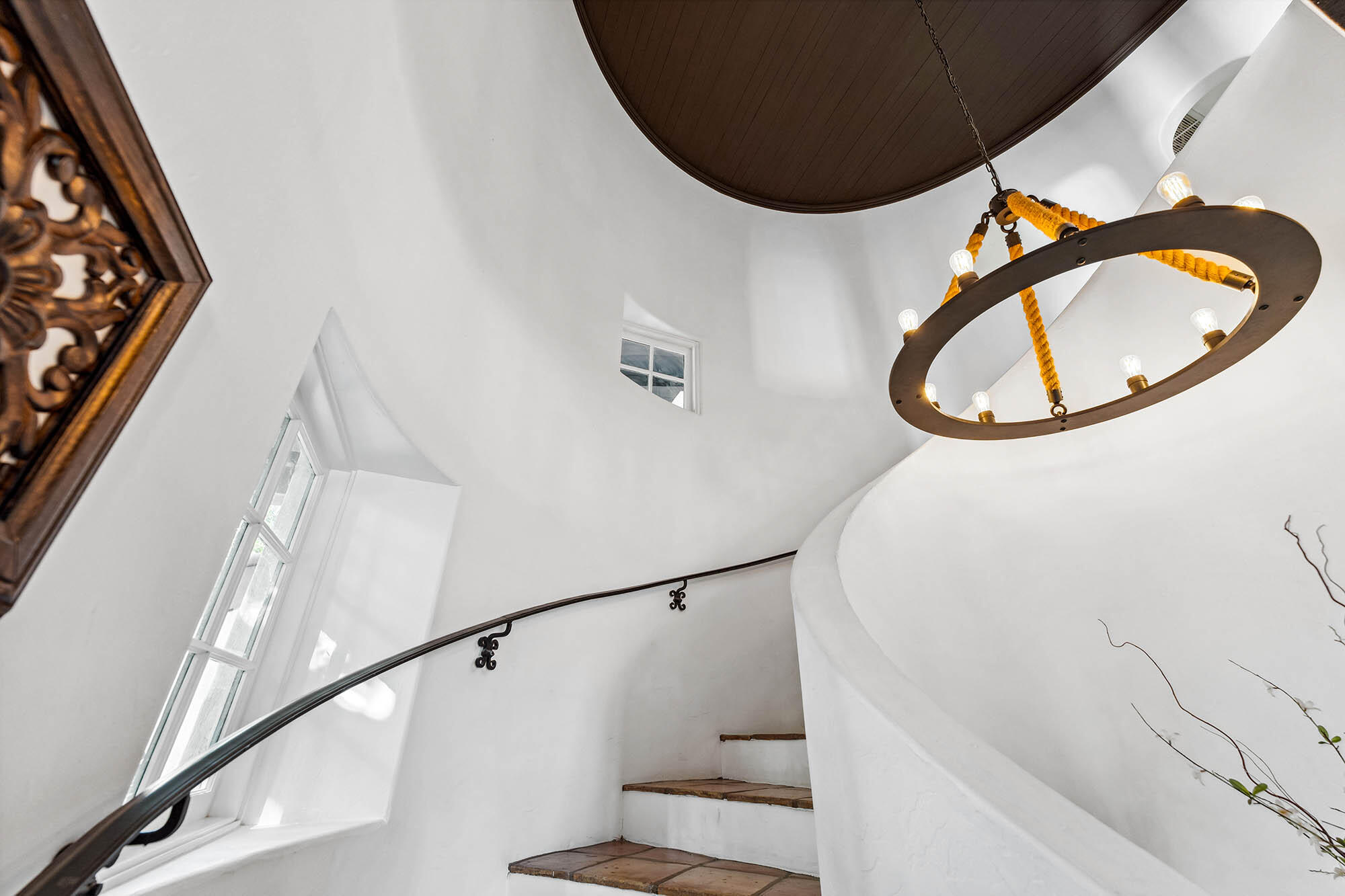 396 Las Alturas Road Santa Barbara, CA 93103 - Photo 28 of 70 Stairwell - 396 Las Alturas Rd