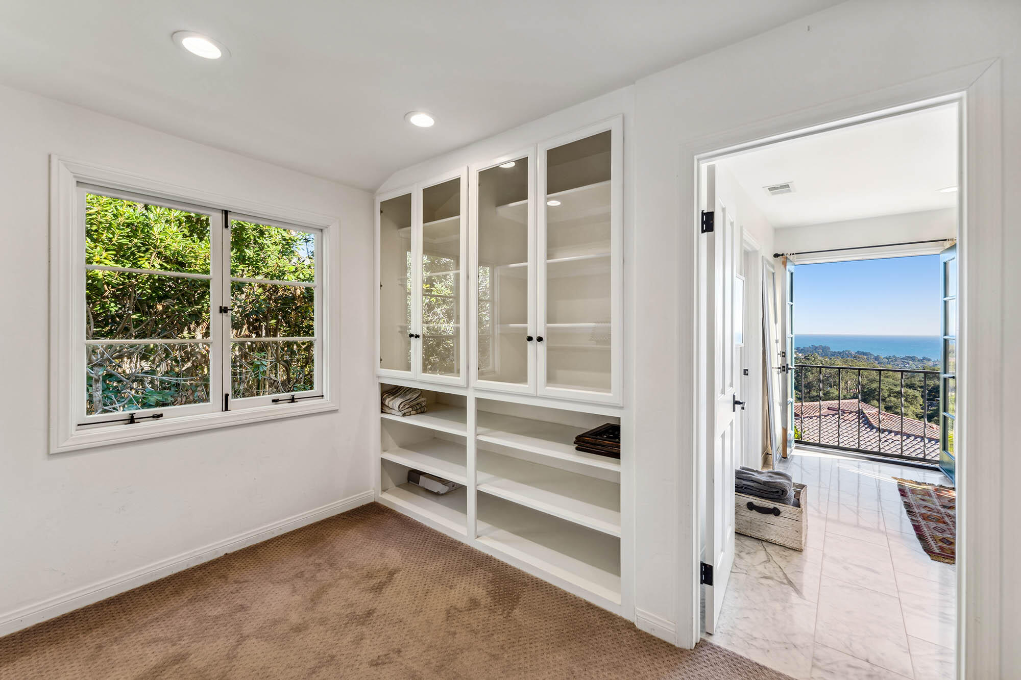 396 Las Alturas Road Santa Barbara, CA 93103 - Photo 43 of 70 Primary walk in closet