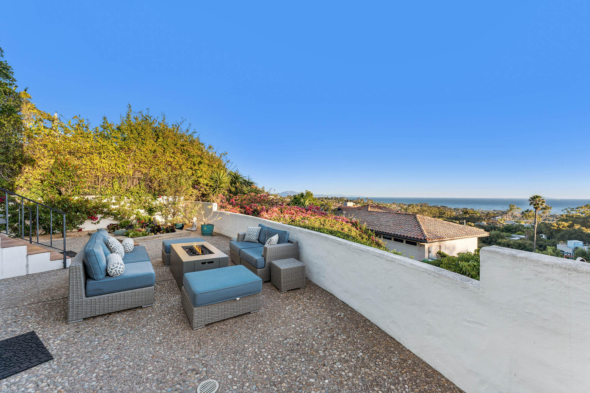 396 Las Alturas Road Santa Barbara, CA 93103 - Photo 51 of 70 Patio views & setting