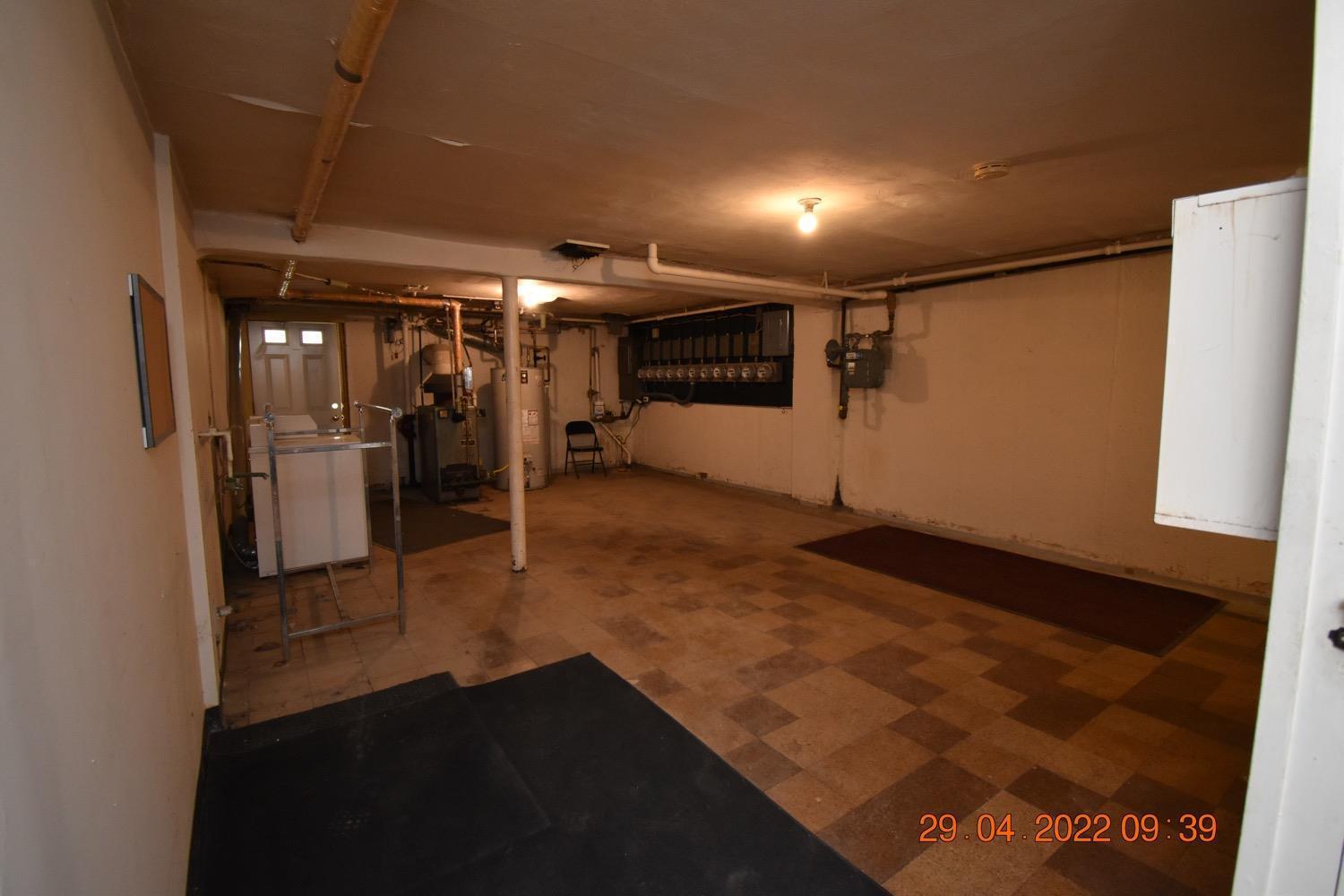 1812 Compton Road Cincinnati, OH 45231 - Photo 20 of 26 Gallery Image 20