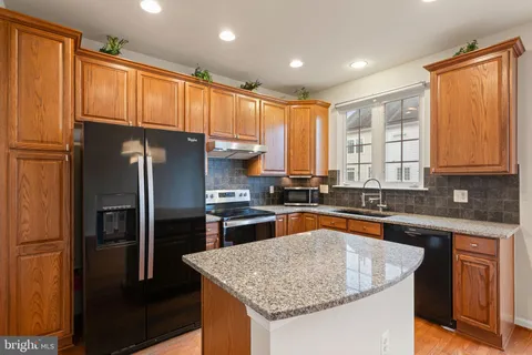$2,980 | 14515 Kentish Fire Street, Gainesville, VA 20155