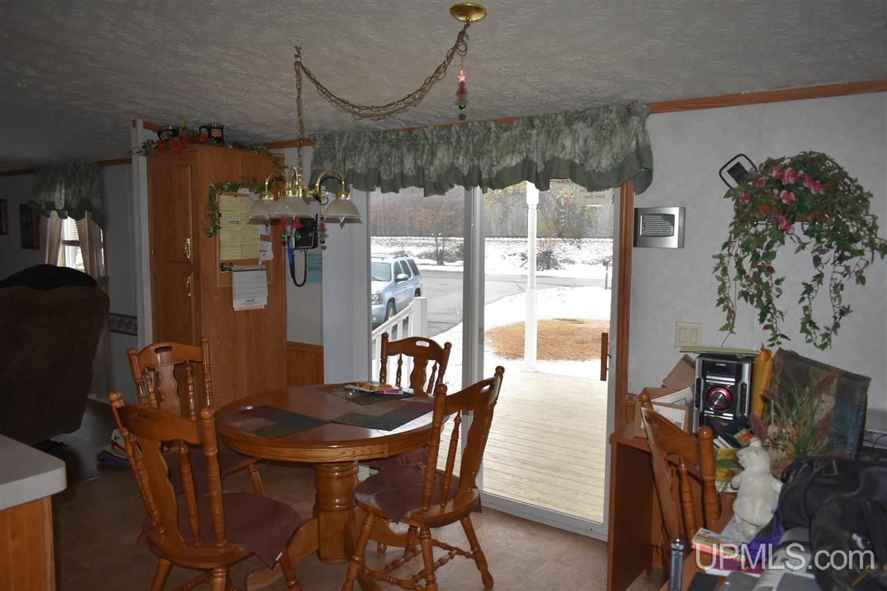 8240 85 Road Gladstone, MI 49837 - Photo 19 of 24